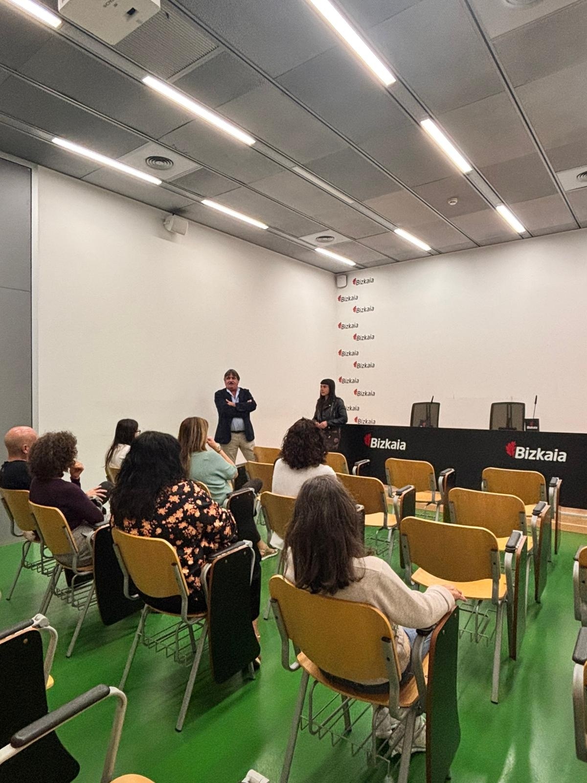 PRESENTACIÓN DEL CURSO DE EUSKERA 2025-2026